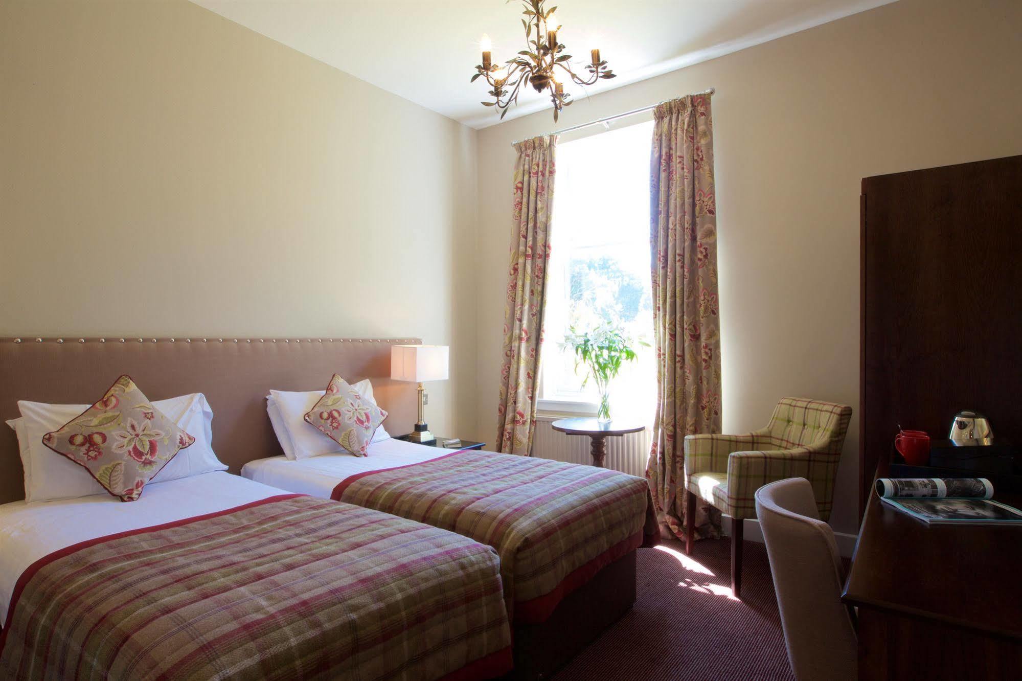 Stonefield Castle Hotel 'A Bespoke Hotel' Ngoại thất bức ảnh